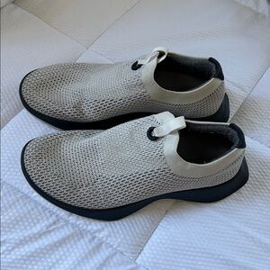 Allbirds Men’s Tree Dasher Relay Sneakers in Blizzard Size 10